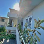 Floor Villa 1